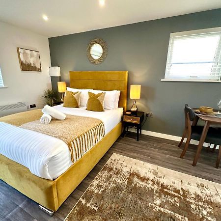 A Cozy Hideaway With Balcony - Close To Beach Bournemouth Luaran gambar
