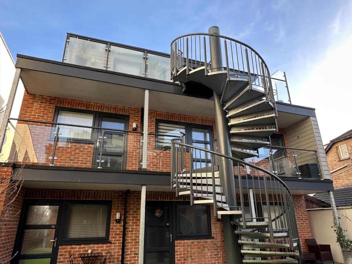 A Cozy Hideaway With Balcony - Close To Beach Bournemouth Luaran gambar