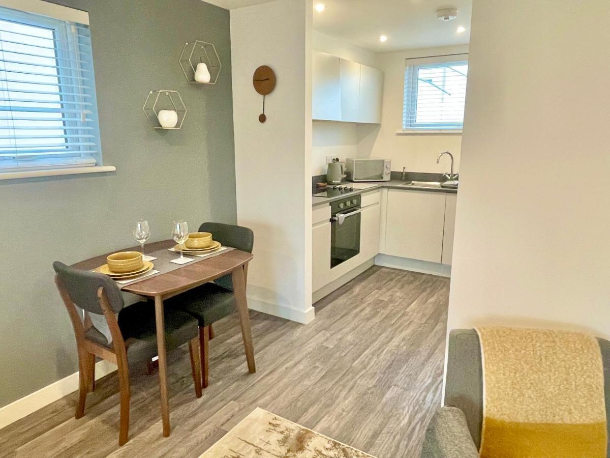 A Cozy Hideaway With Balcony - Close To Beach Bournemouth Luaran gambar